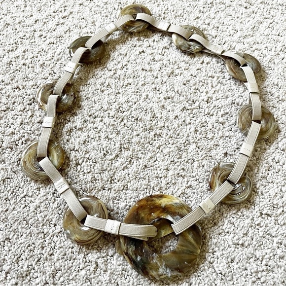 Natural Horn? Disc Round Toggle Closure Womens Belt S/M Tan Stretch Vintage - Picture 5 of 6